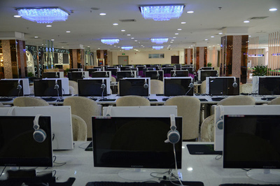 電腦顯卡回收與計(jì)算機(jī)技術(shù)開(kāi)發(fā)的環(huán)保共生